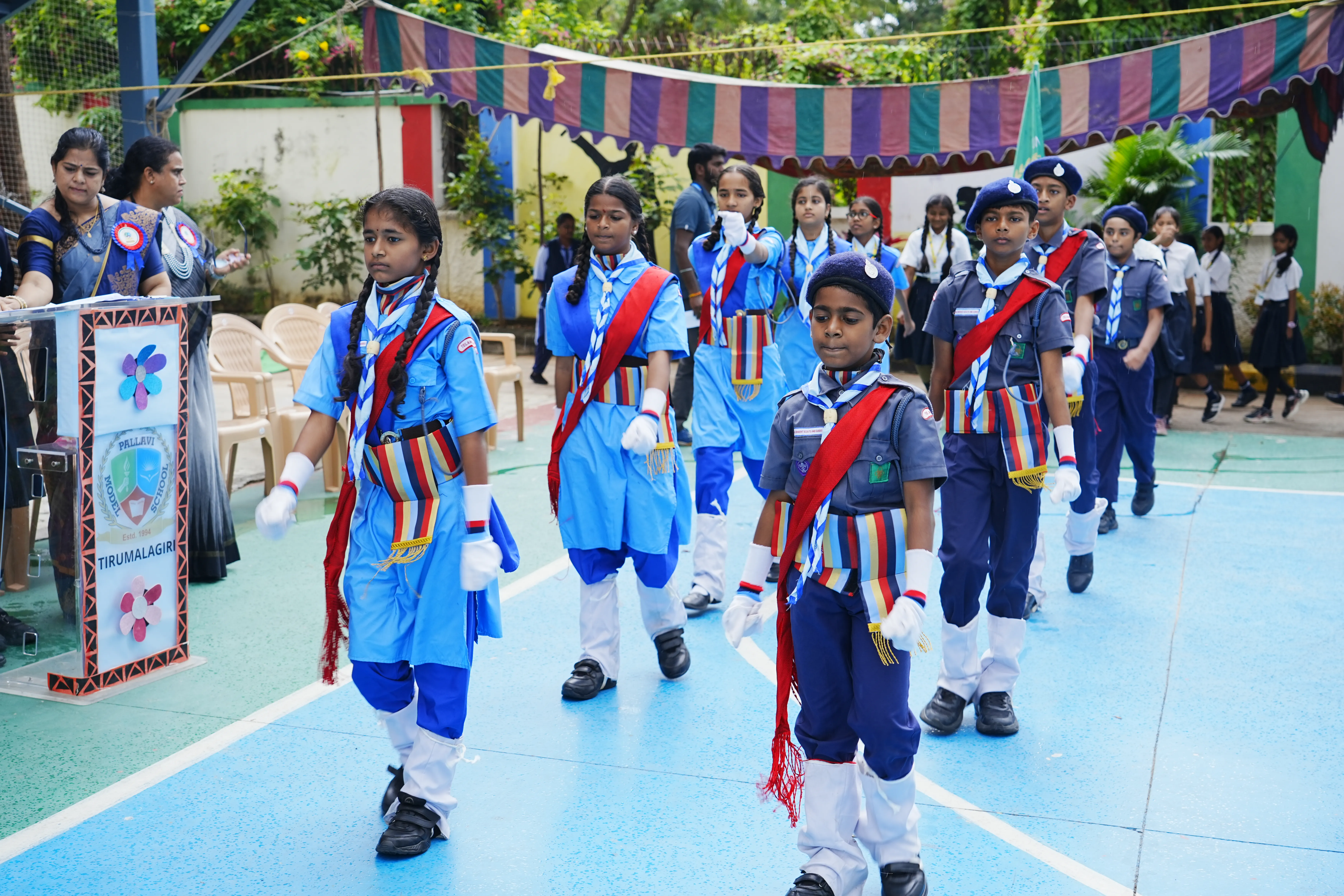 Scouts & Guides